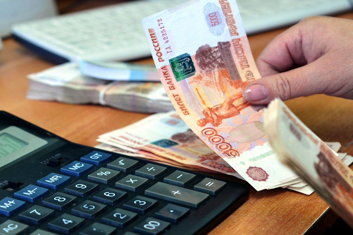 Статистики посчитали среднюю зарплату на Камчатке